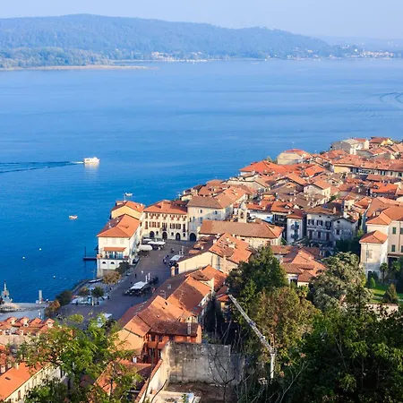 Il Vecchio Faggio: Lake Maggiore View Terrace - Happy Rentals Gignese